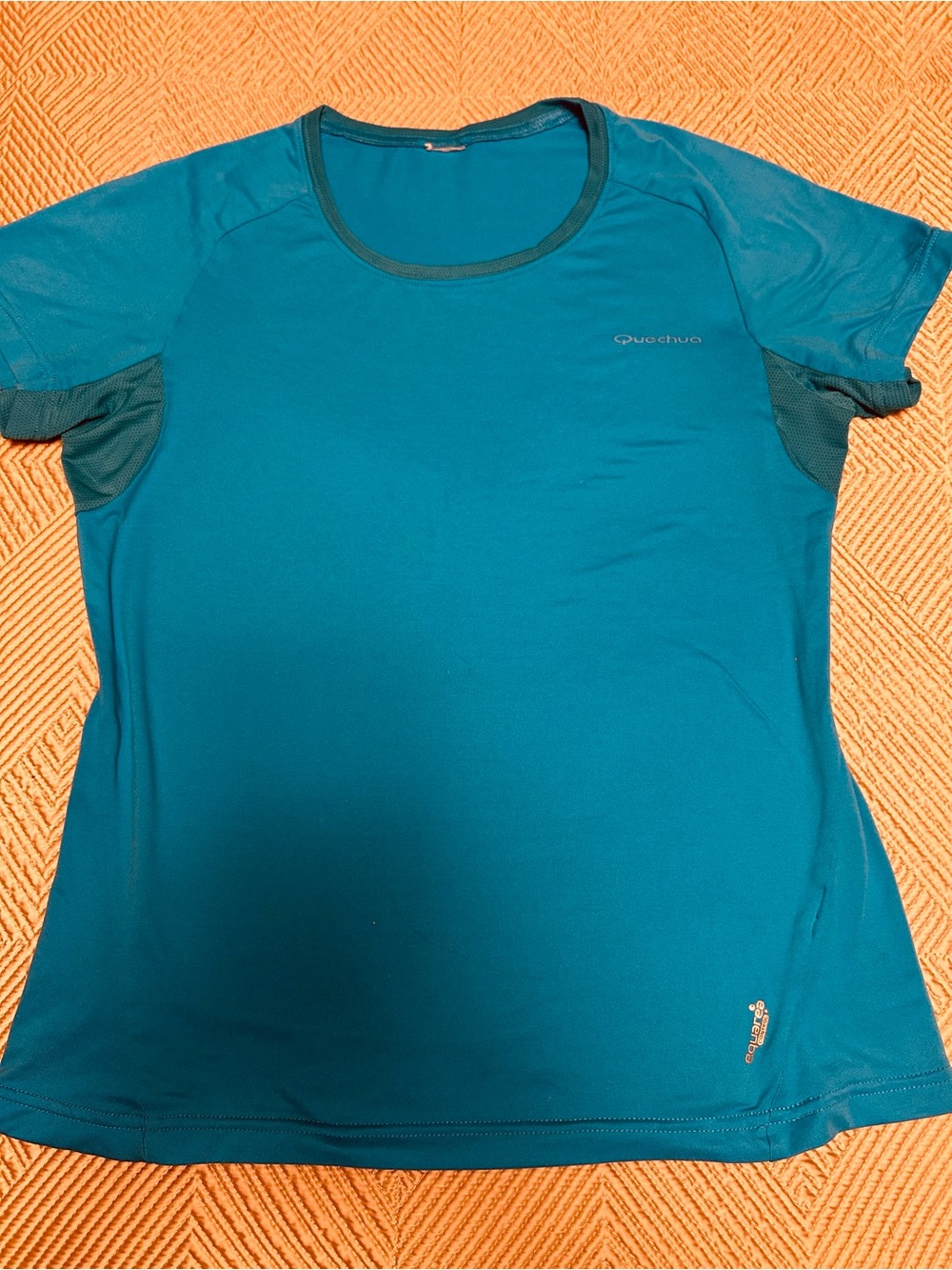 Quechua Teal Short-Sleeve Performance Tee